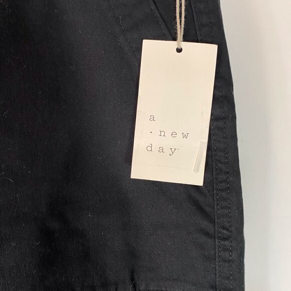 A New Day Women’s Black Stretch Jeans 16R Slim - Picture 2 of 3